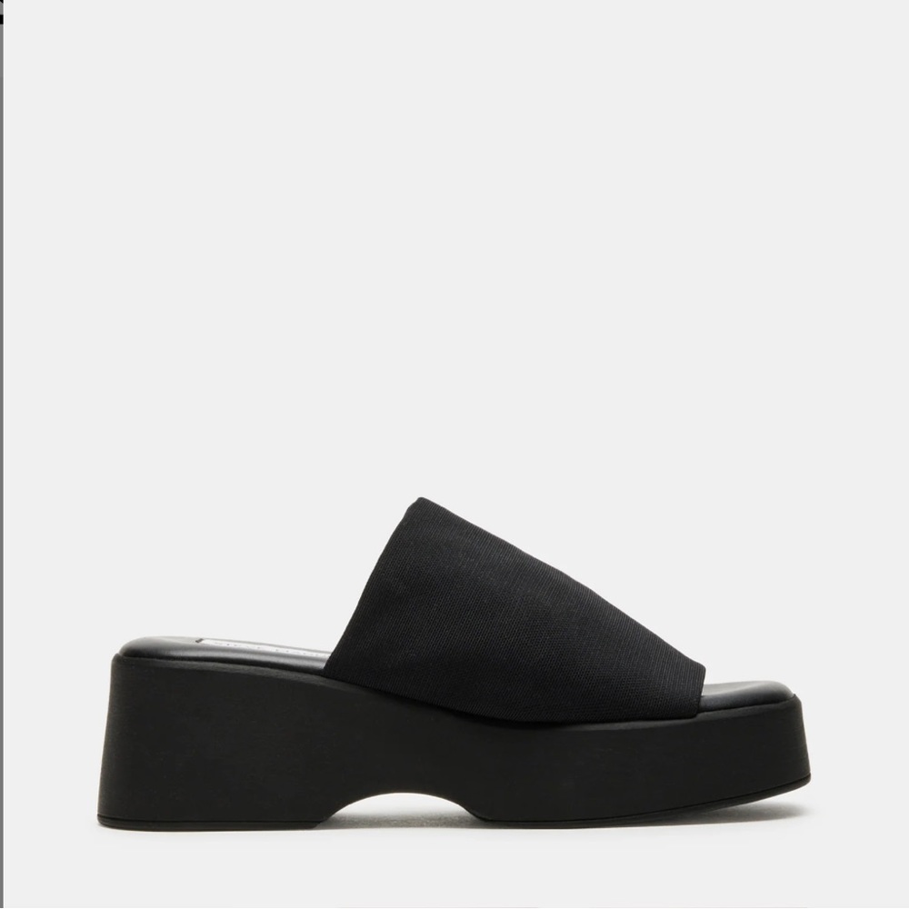 Steve Madden Slinky30 Black Slide Sandal Heel
